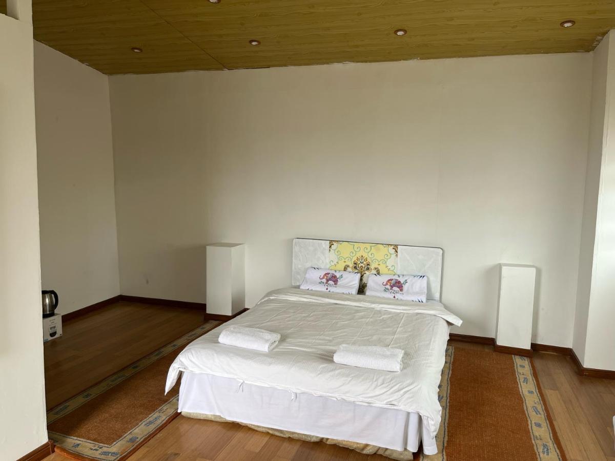 Gana'S Guest House And Tours Ułan Bator Zewnętrze zdjęcie